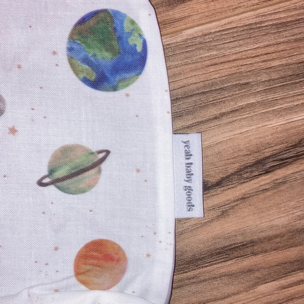 #164. 🆕 NWOT - Yeah Baby Goods - Galaxy Print High Chair Cushion Cover